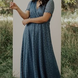 Baltic Born Venice Lace Maxi Dress Slate Blue, Medium, great cond